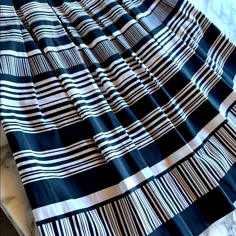 White House Black Market Striped Black & White One-Shoulder Dress Size 00 - Picture 13 of 15